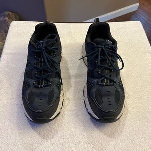 Walk like sure, footed comfort, Skechers size 15 men’s